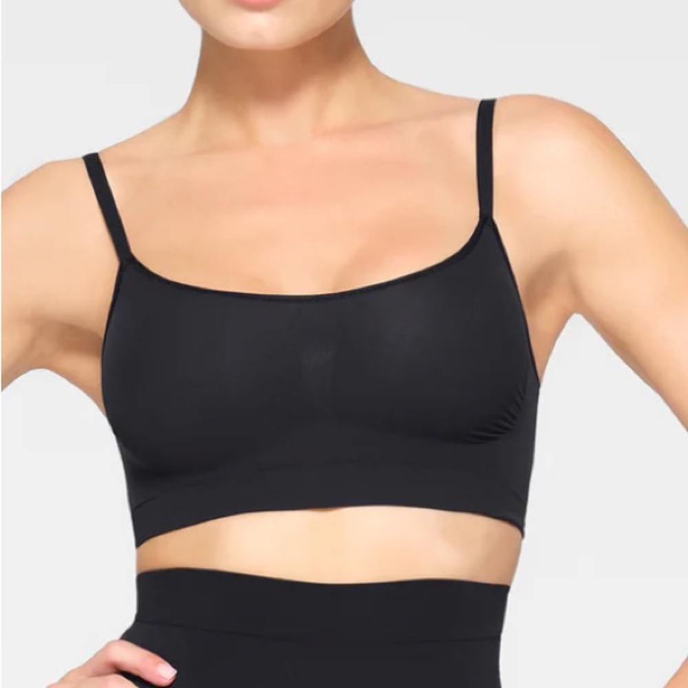 SKIMS Black Bra